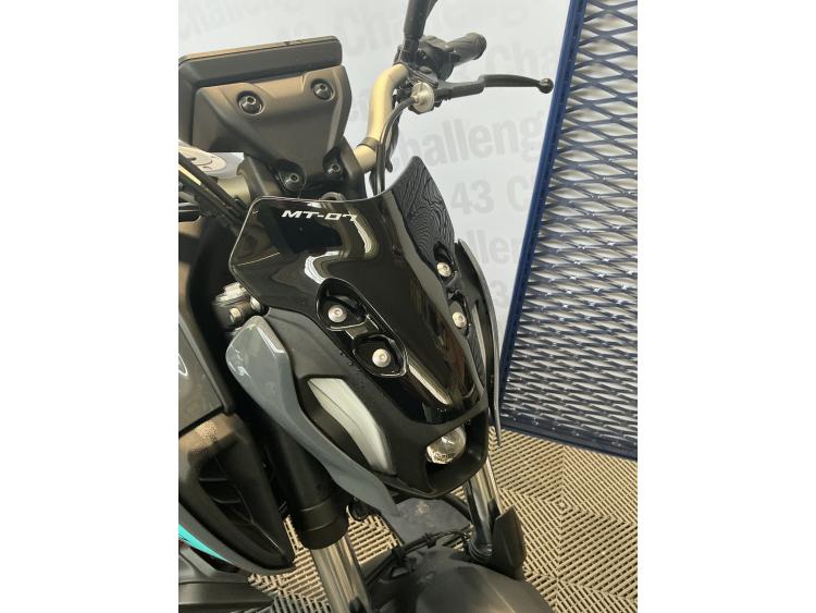 YAMAHA MT-07