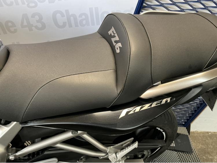 YAMAHA FZ6 600 FAZER GT