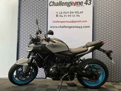 YAMAHA MT-07