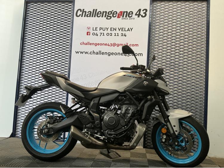 YAMAHA MT-07