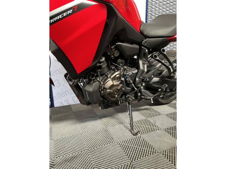 YAMAHA TRACER 7