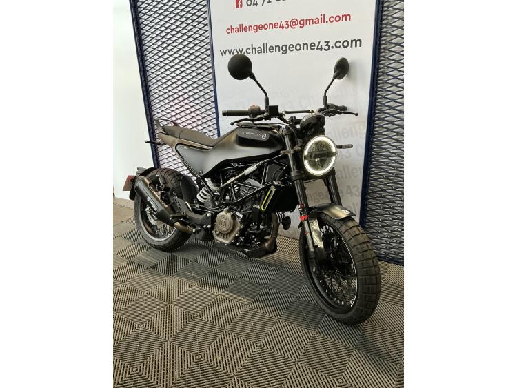 HUSQVARNA SVARTPILEN 125 ABS