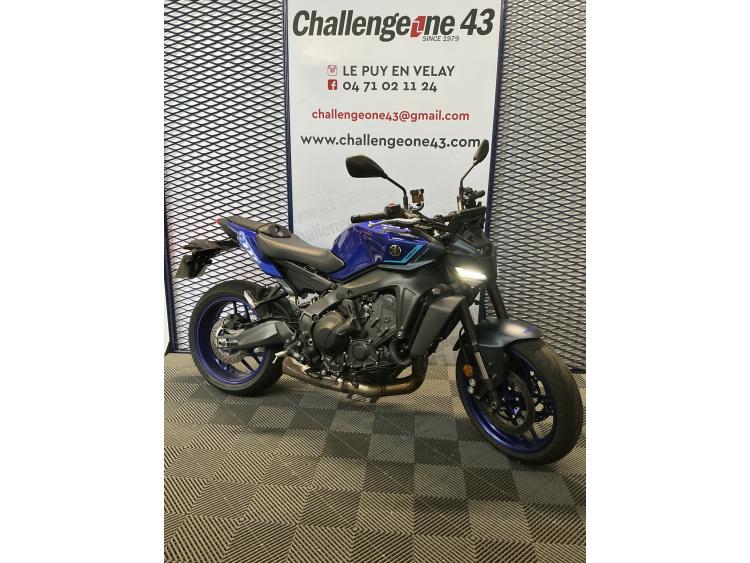 YAMAHA MT-09  Y-AMT