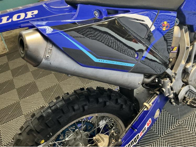 YAMAHA Yze 125